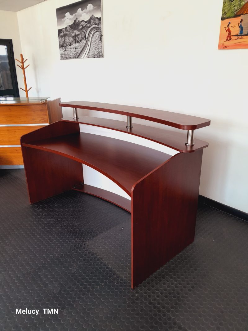Alpha Curve Reception Counter 1800mm x 700mm - Image 3