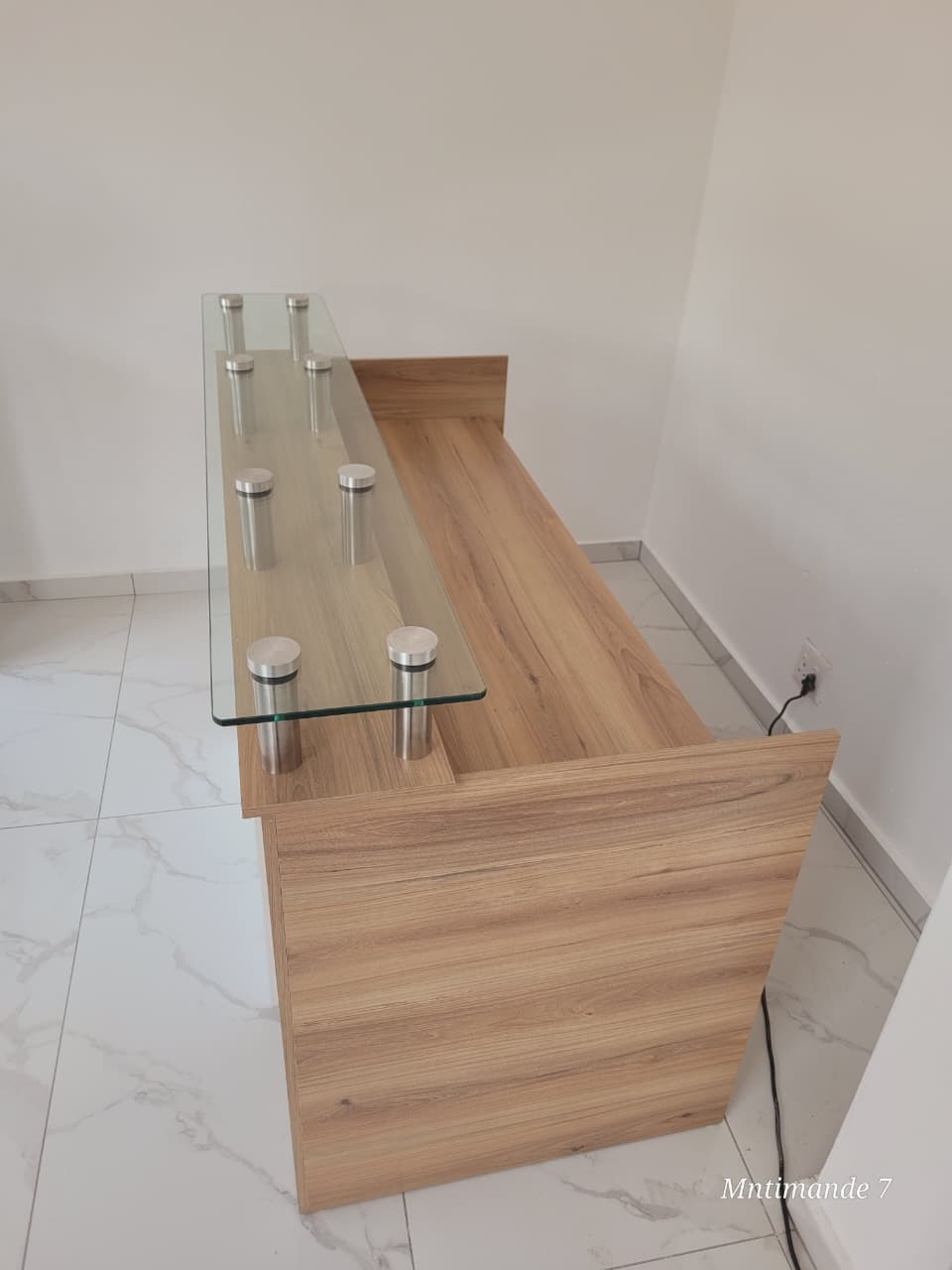 Omega Reception Counter 1800 x 700mm x 10mm Tempered Glass - Image 3