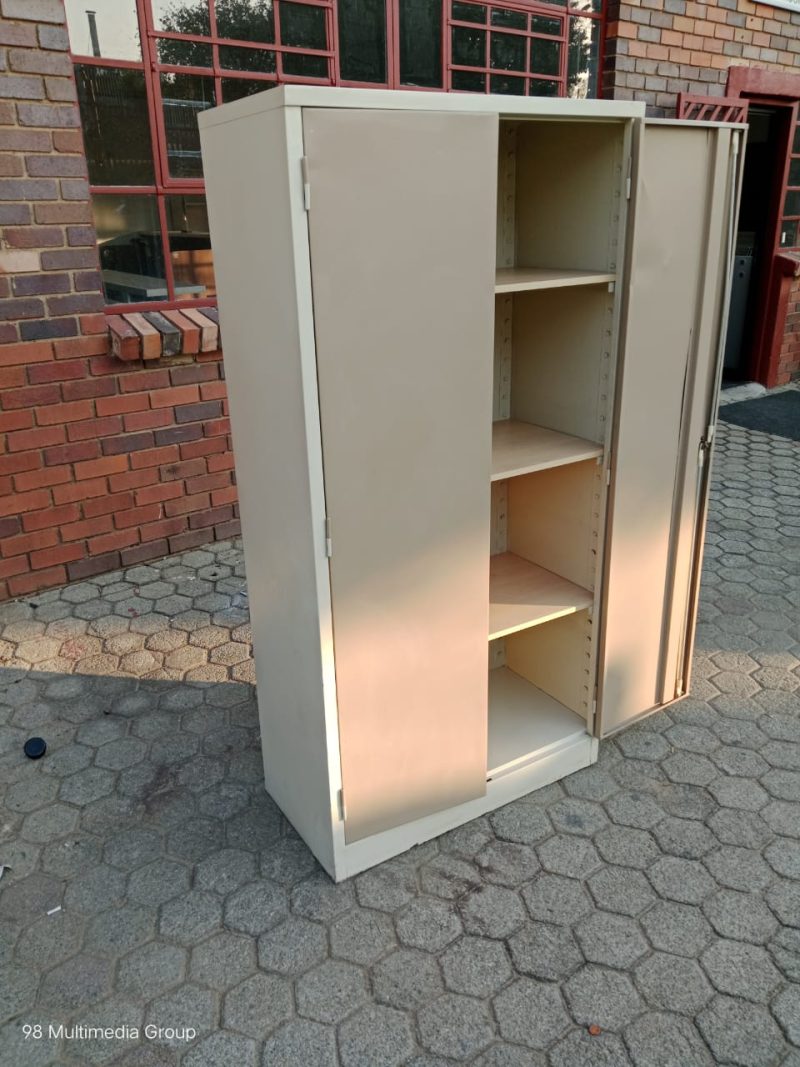 Stationary Steel Filing Cabinet 1800mm x 900mm