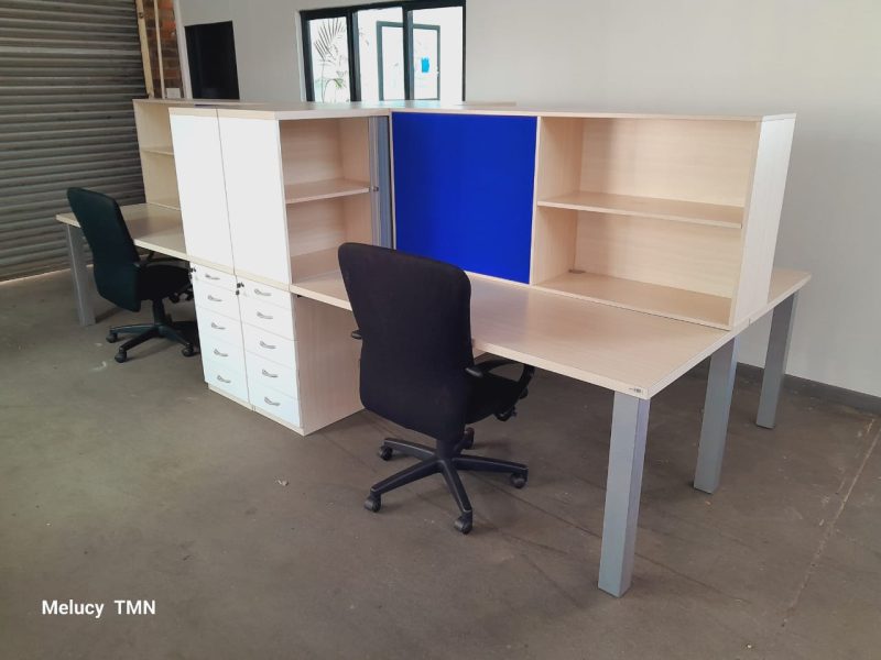 Britannica 4 Way Cluster Desk 4000mm x 1600mm