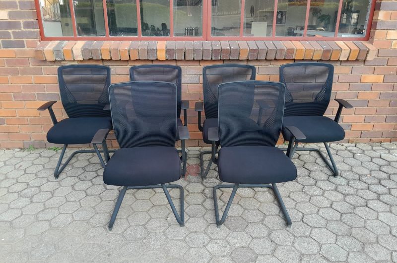Urban Visitor Chairs