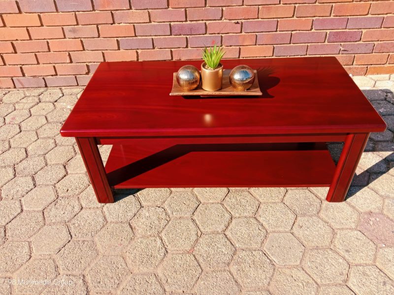 Mahogany Coffee Table 1200mm x 600mm x 460mm - Image 3