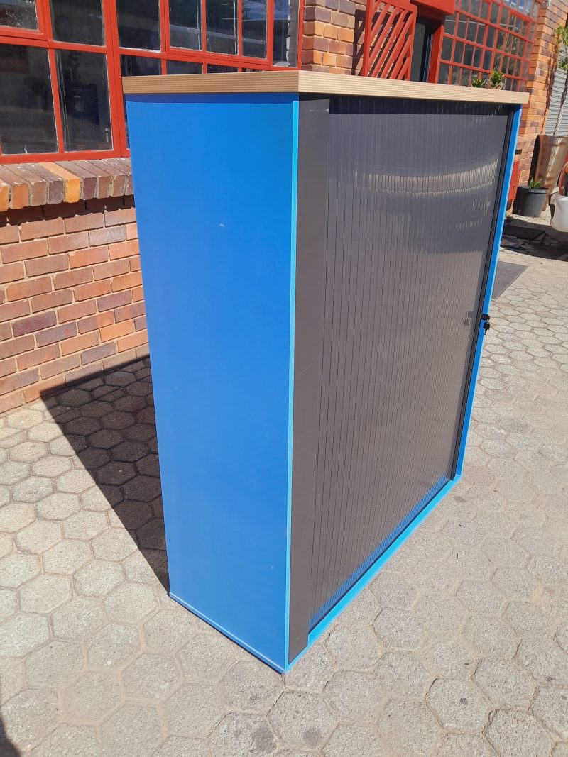Roller Door Filing Cabinet 1500mmH x 1200mm x 480mm - Image 4