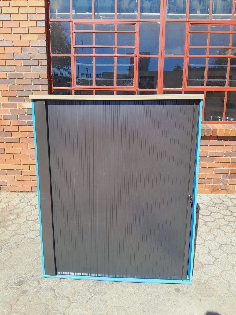 Roller Door Filing Cabinet 1500mmH x 1200mm x 480mm - Image 3