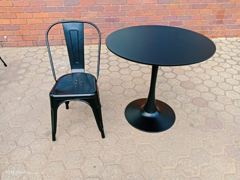 T10- Round Table 800mm 750mmH Black - Image 3