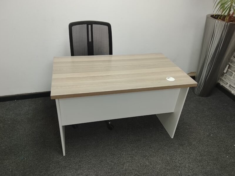 Coimbra and White Desk 1200mm x 700mm - Image 3