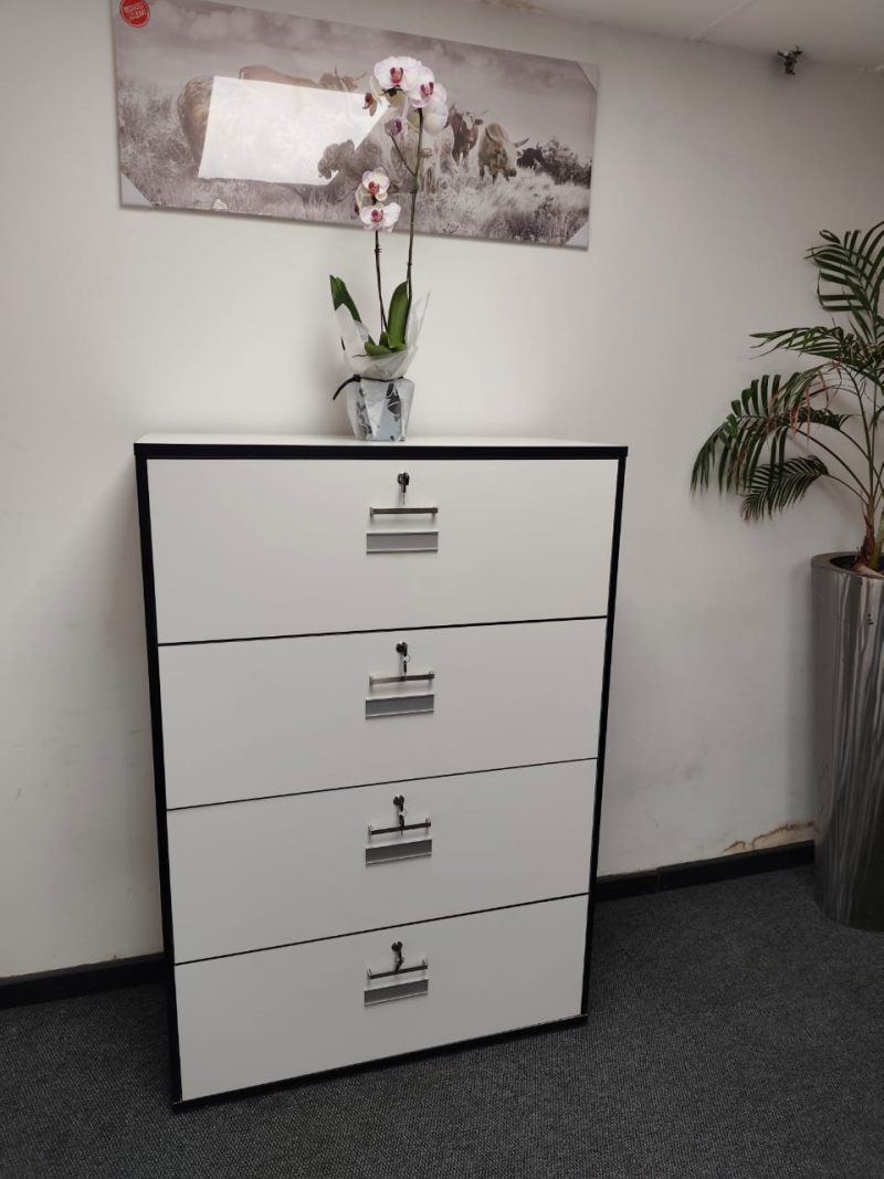 White Bookcase 1450mmH x 1000mm x 450mmD - Image 6