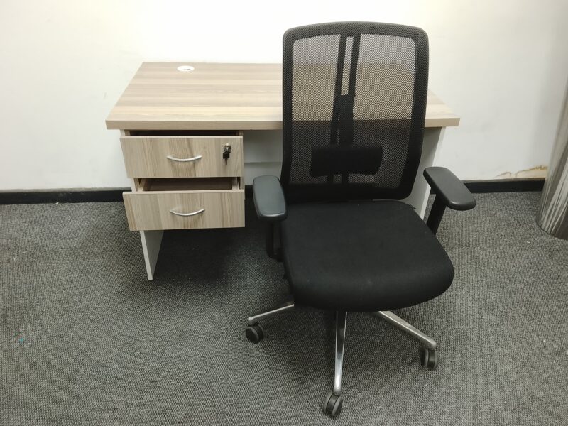 Coimbra and White Desk 1200mm x 700mm - Image 5