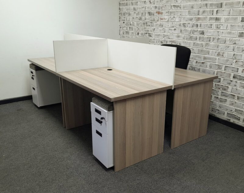 Coimbra and White 4 Way Cluster - Image 2