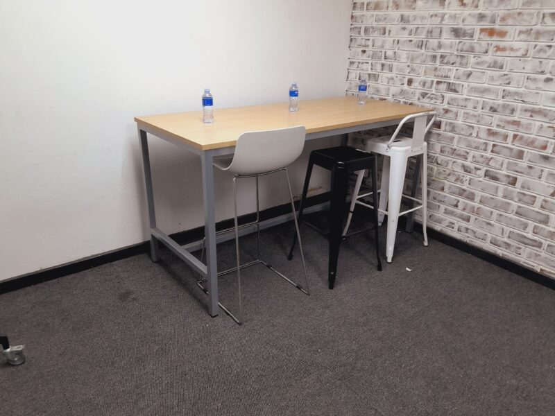 Bar Table 1800mm x 800mm x 900mmH