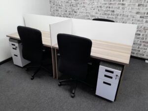 Coimbra and White 4 Way Cluster