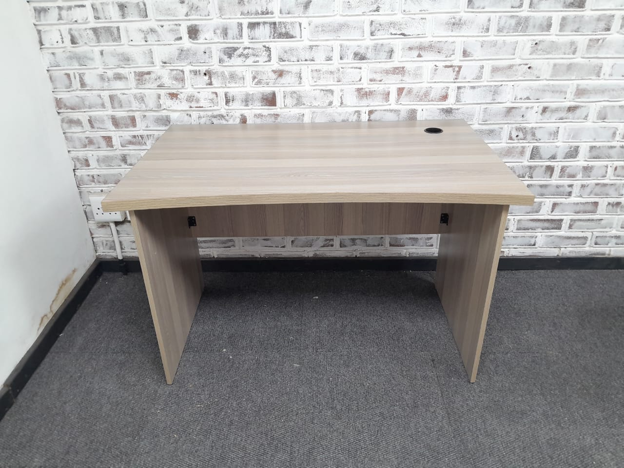 Coimbra desk 1200mm x 750mm - Image 3