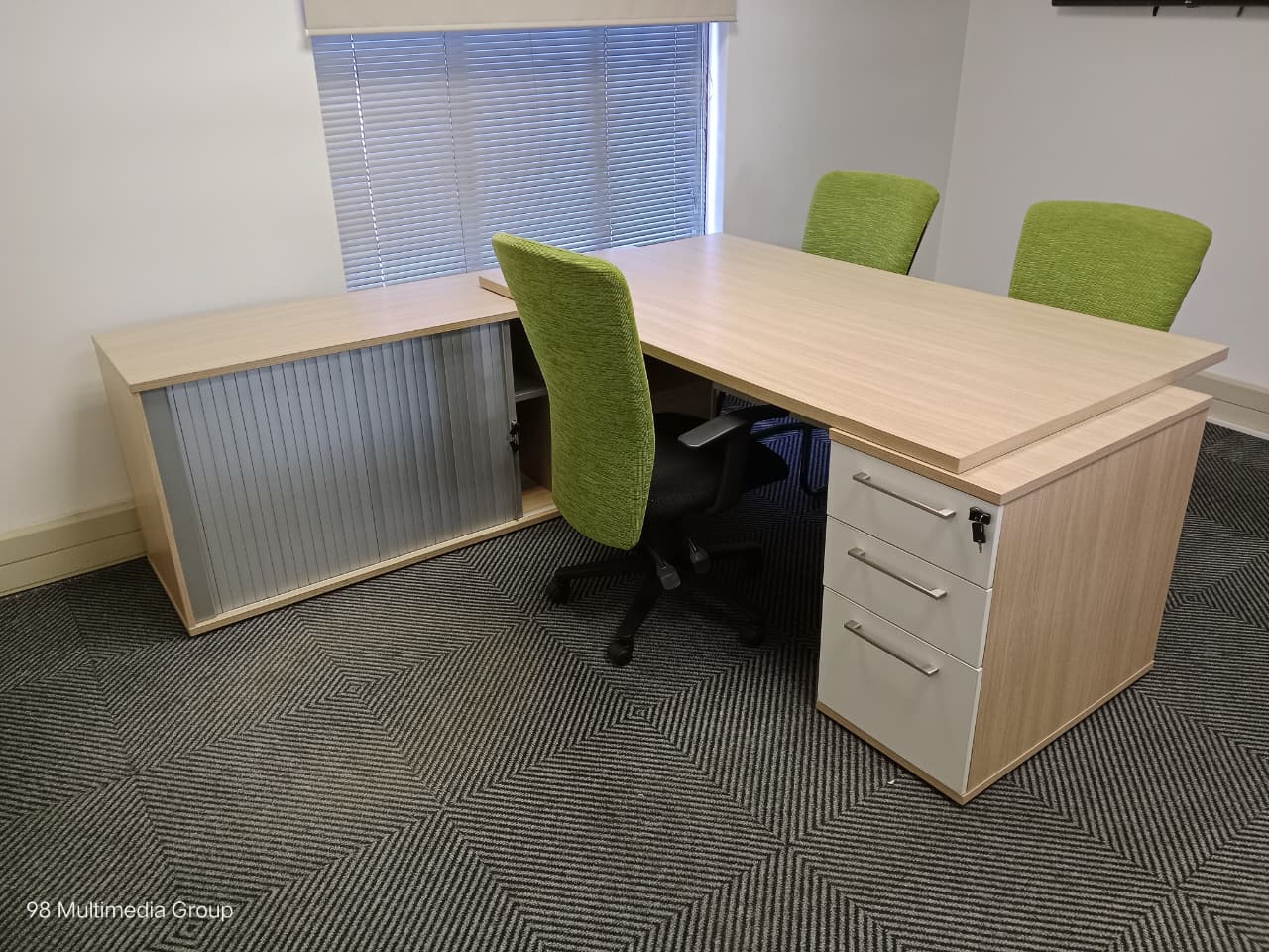 Nevada Executive Desk