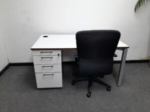 American Desk 1600mm x 750mm