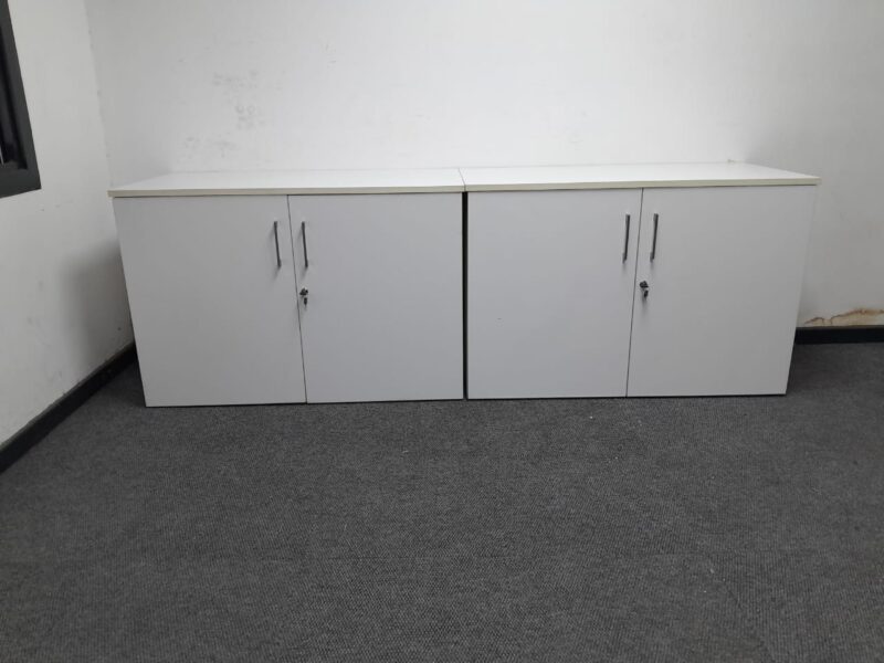 White Server Unit 2400mm x 600mm