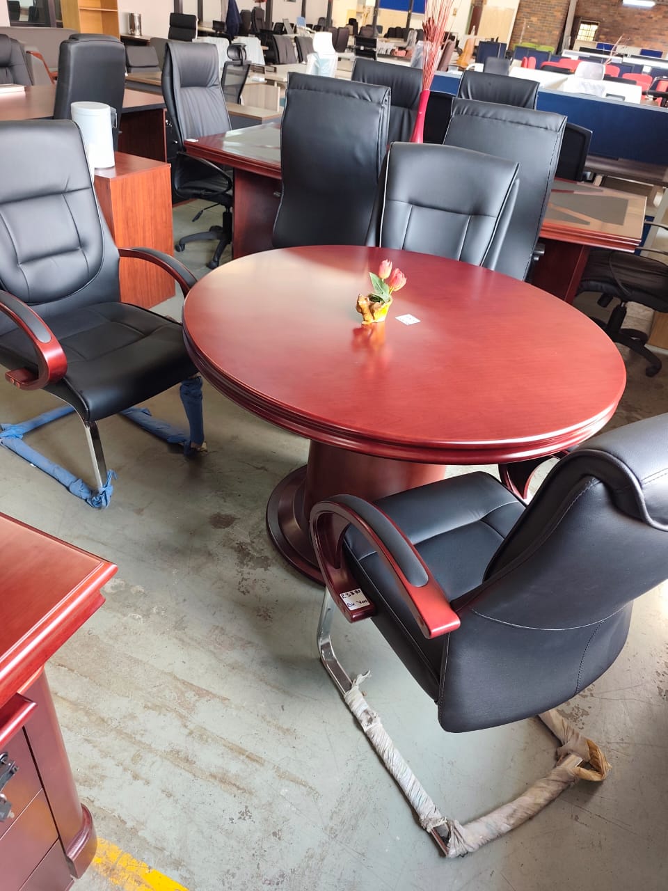Alps Genuine Leather Visitor Chairs - Image 3