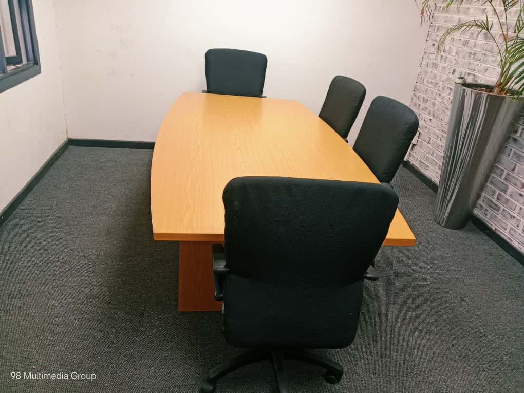 Oval Oak Boardroom Table 2400mm x 1200mm - Image 2