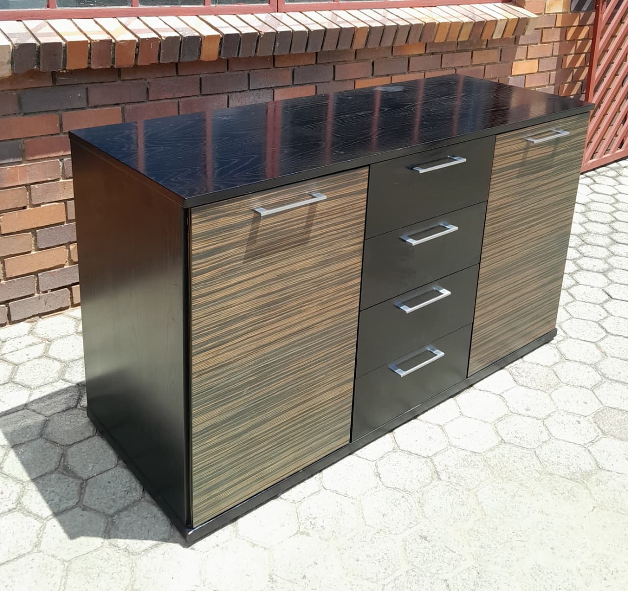 Madiba Server Unit 1600mm x 920mm x 600mmD - Image 5