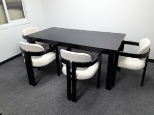 Black dinning room table