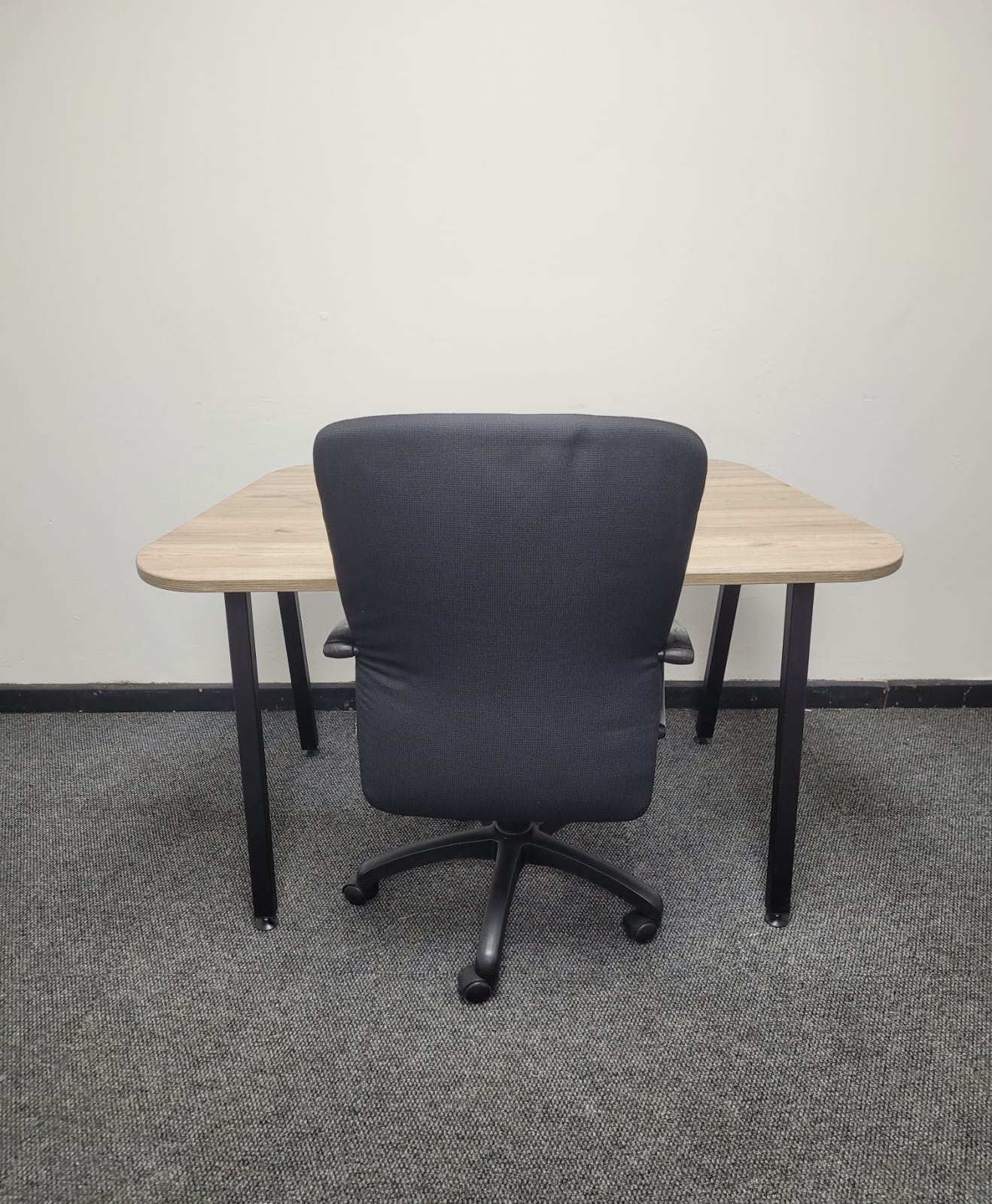 ELO Desk 1300mm x 700mm - Image 3