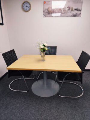 Ractangle Table 1400mm x 970mm
