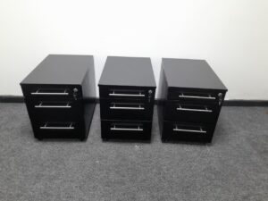 Black Mobile Pedestal