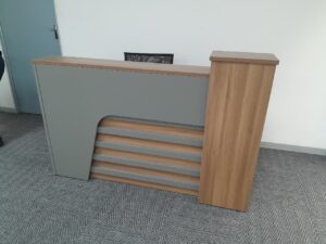 Ebony Reception Unit 1600mm x 700mm