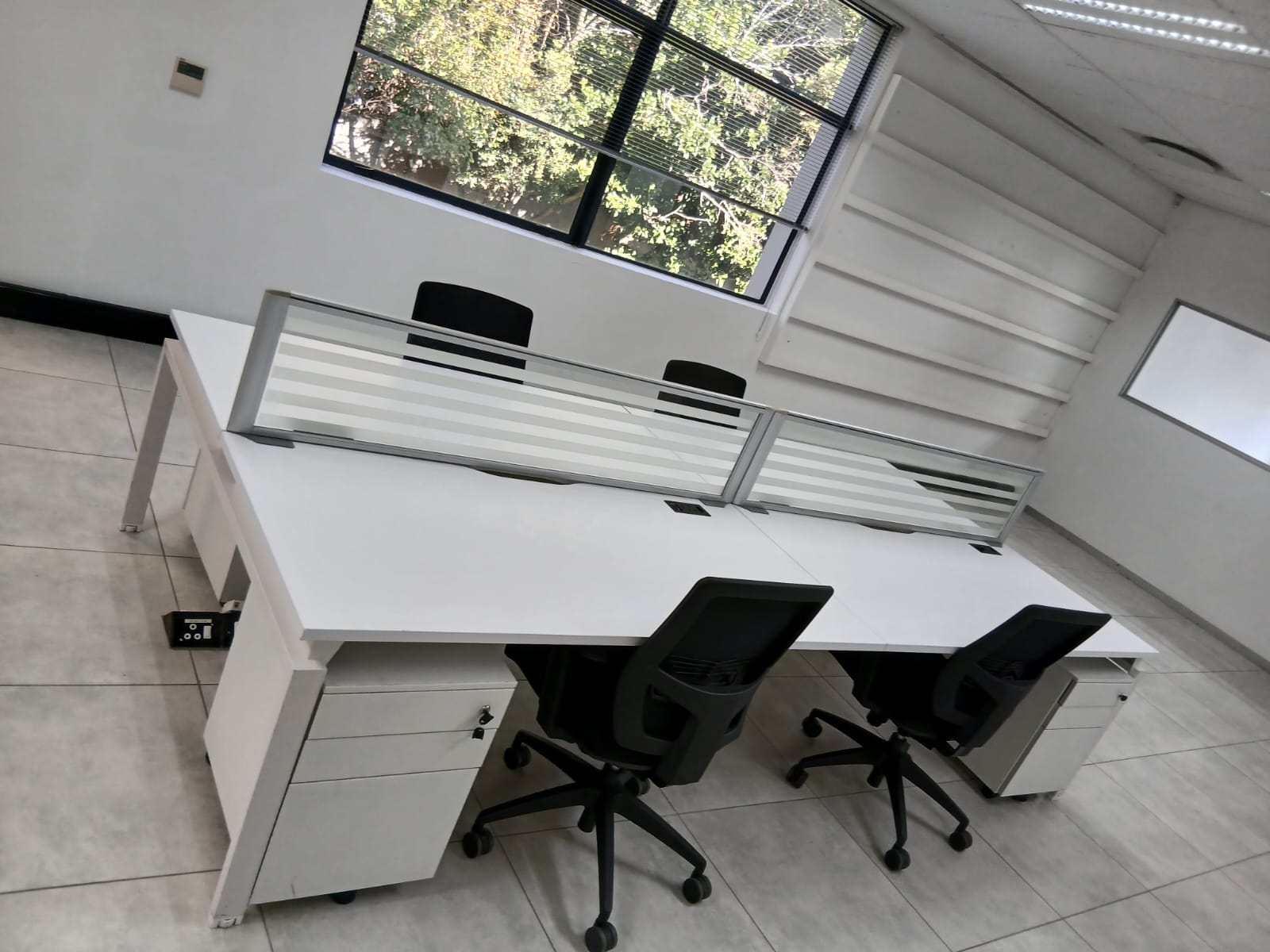 White 4 Way Cluster Desk 3200mm x 1600mm - Image 4