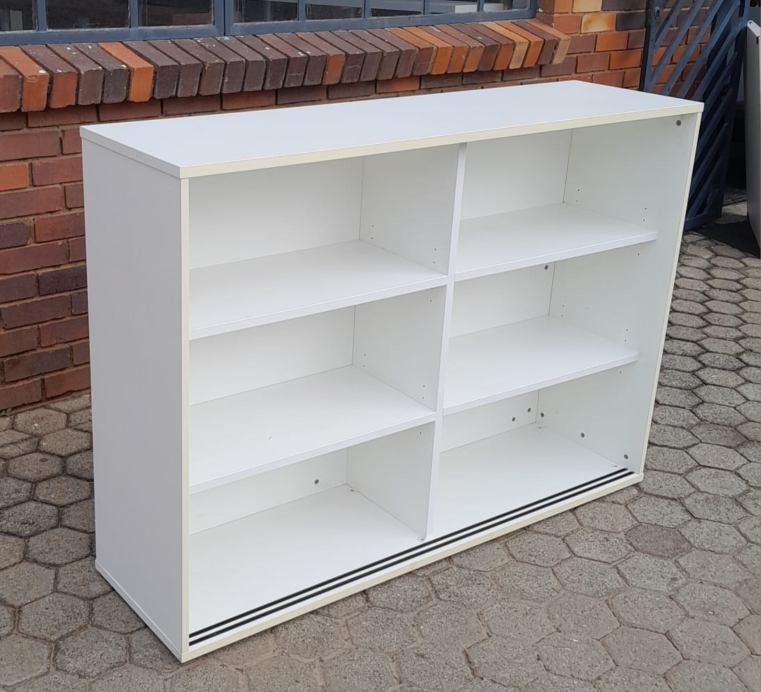 Open Bookshelves - Image 2