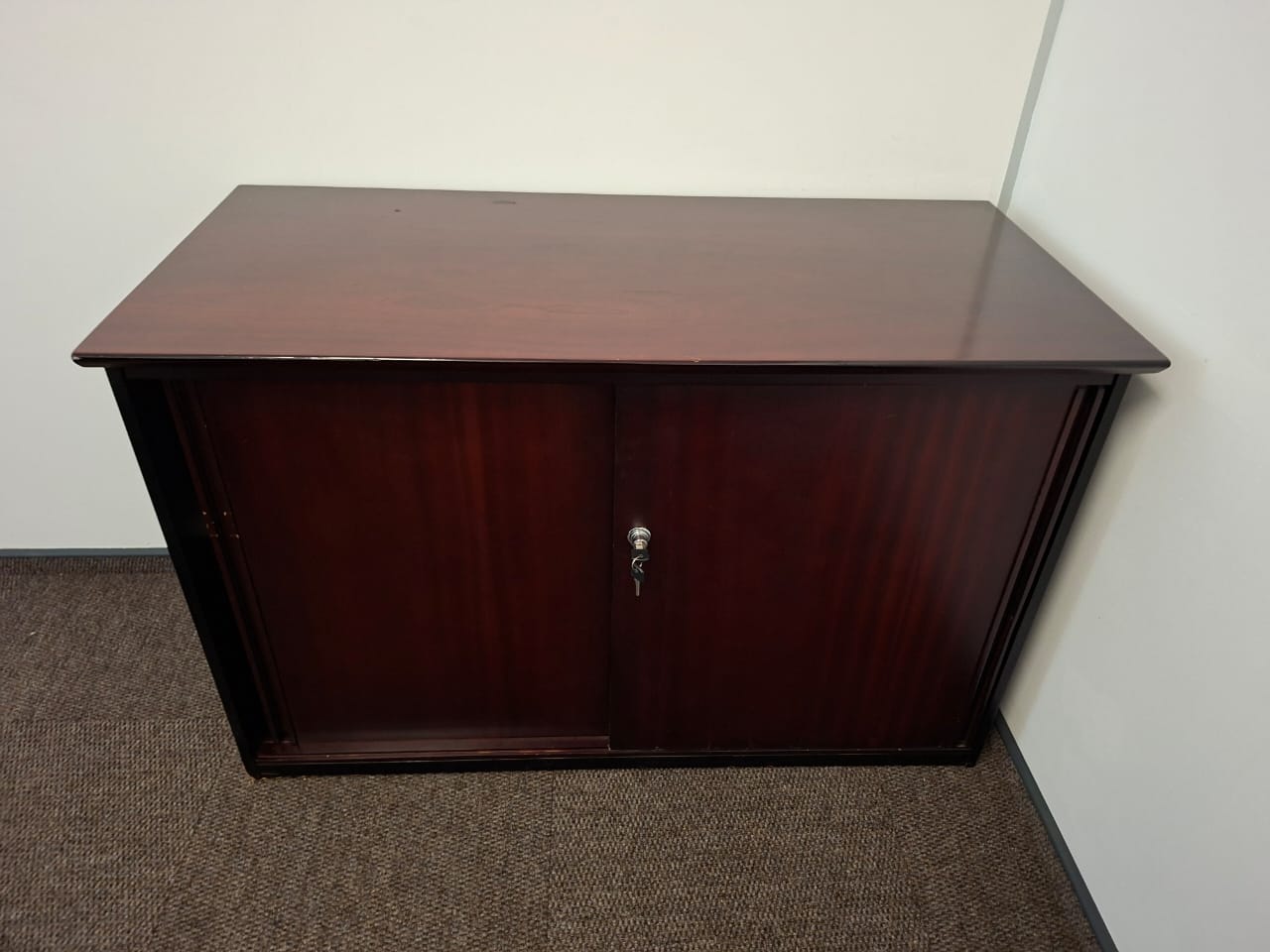 Mahogany Veneer Credenza 1110mm x 530mmD x 730mmH